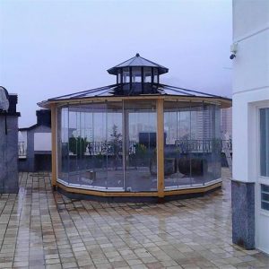 کلبه شیشه ای دوجداره