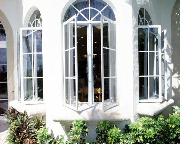 پنجره های upvc هماهنگ با نمای موجود